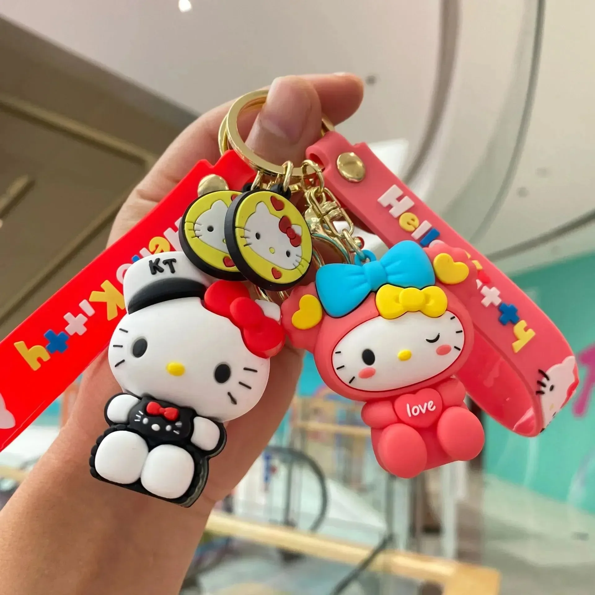 Hello Kitty Chic Clips Keychain - Image 2