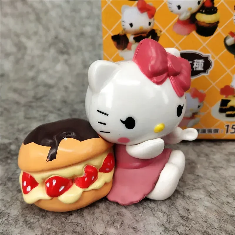 Hello Kitty Dessert Party Blind Box - Image 2