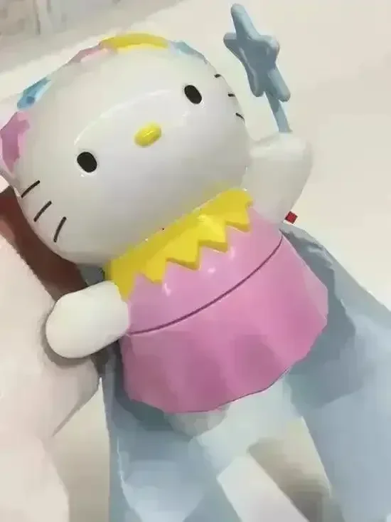 Hello Kitty Flying Fairy - Image 7