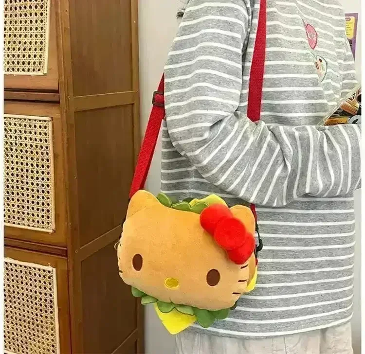 Hello Kitty Hamburger Plush Bag - Image 2