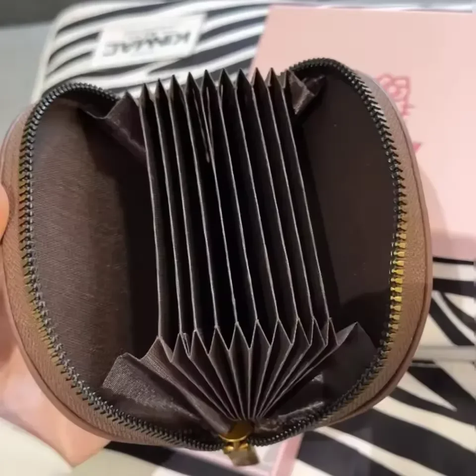 Hello KT Kawaii Cash Keeper Purse - Image 3