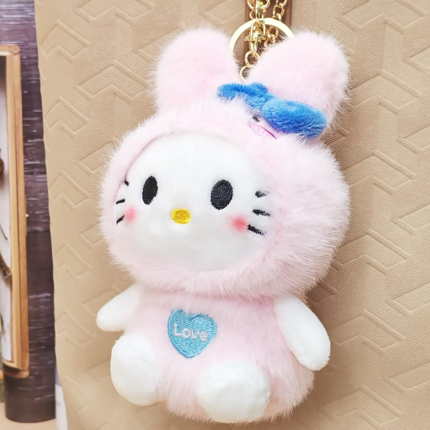 Hello KT Love Costume Keychain - Image 12