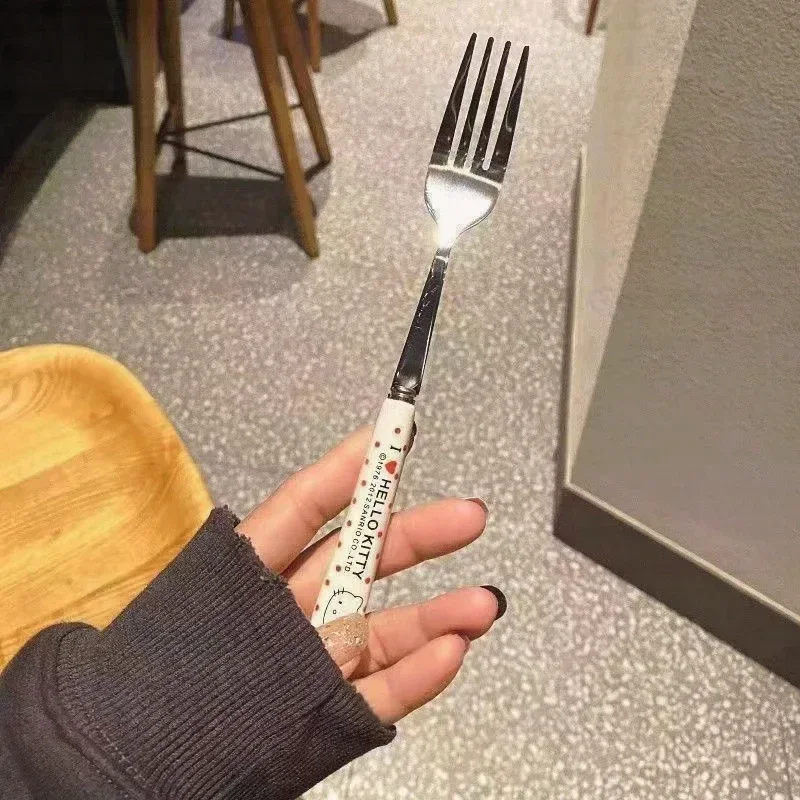 Hello KT Mealtime Magic Cutlery Set - Image 6