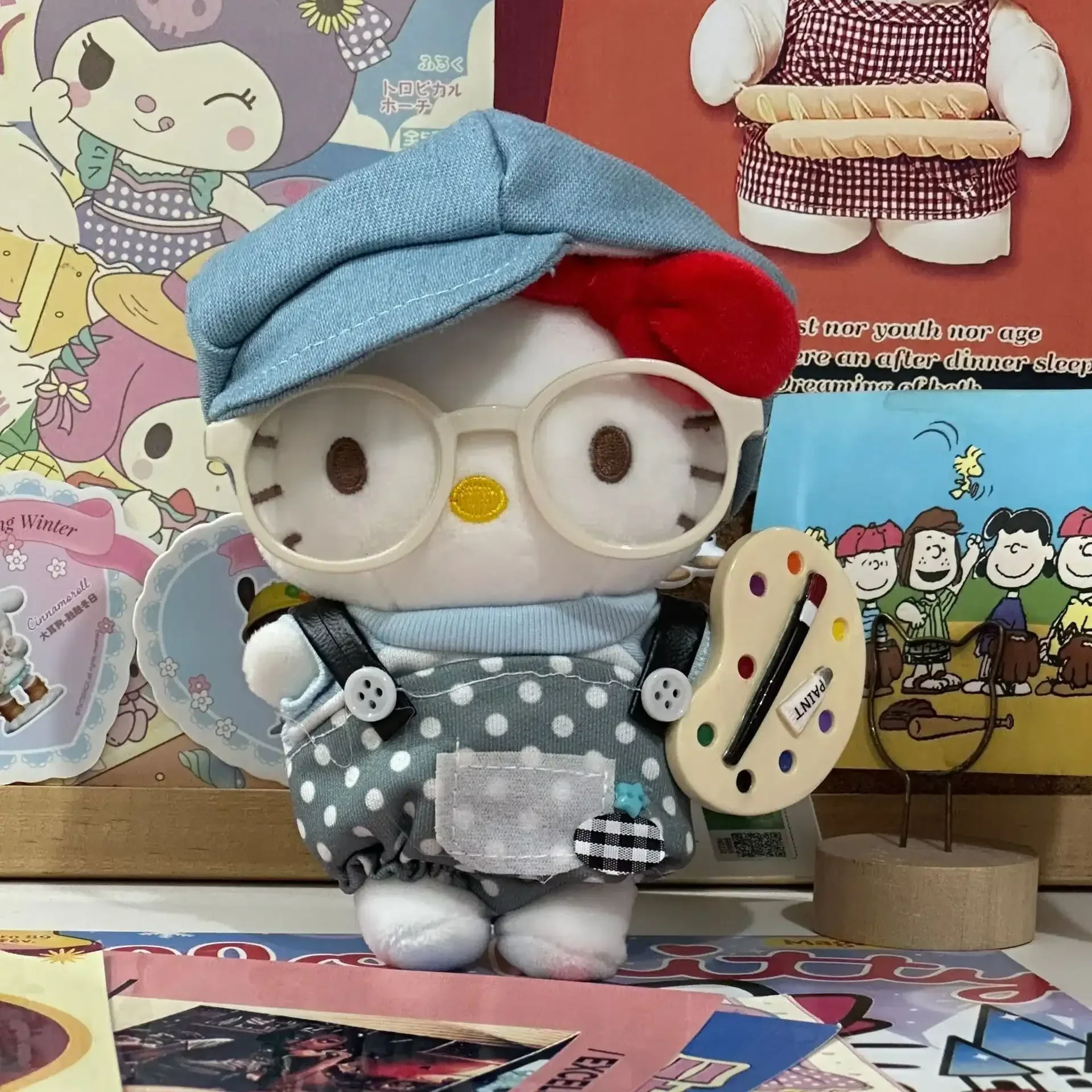 Hello KT Smarty Paws Keychain - Image 18
