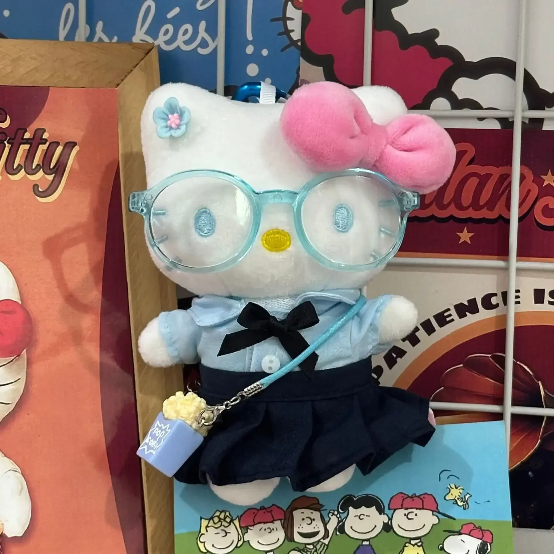Hello KT Smarty Paws Keychain - Image 21