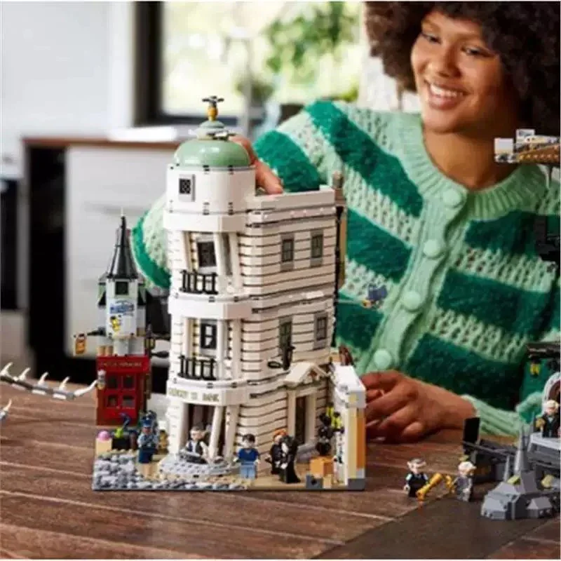 HP Gringott's Wizard Bank Building Blocks (4803 Pcs) - Image 4