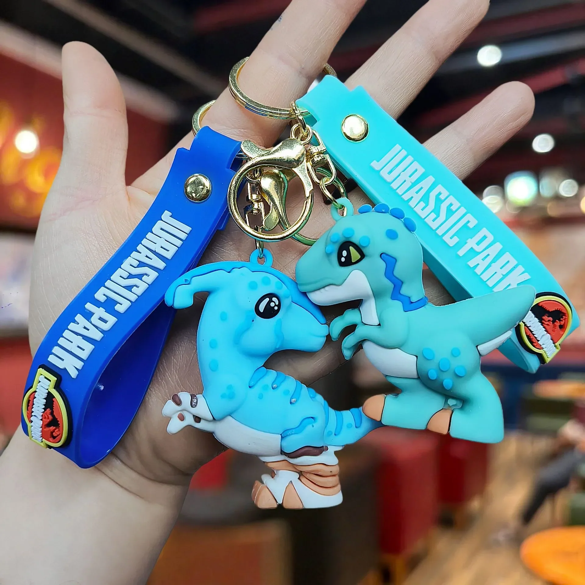 Jurassic Park Roaring Relic Keychain - Image 4