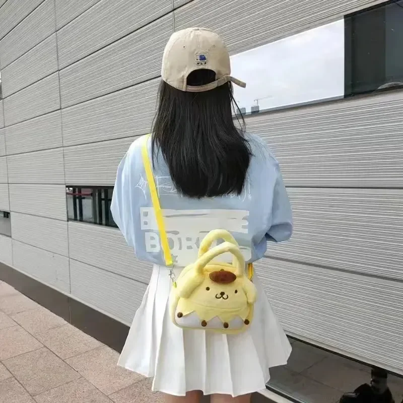 Kawaii Carryall Mini Plush Bucket Bag - Image 5