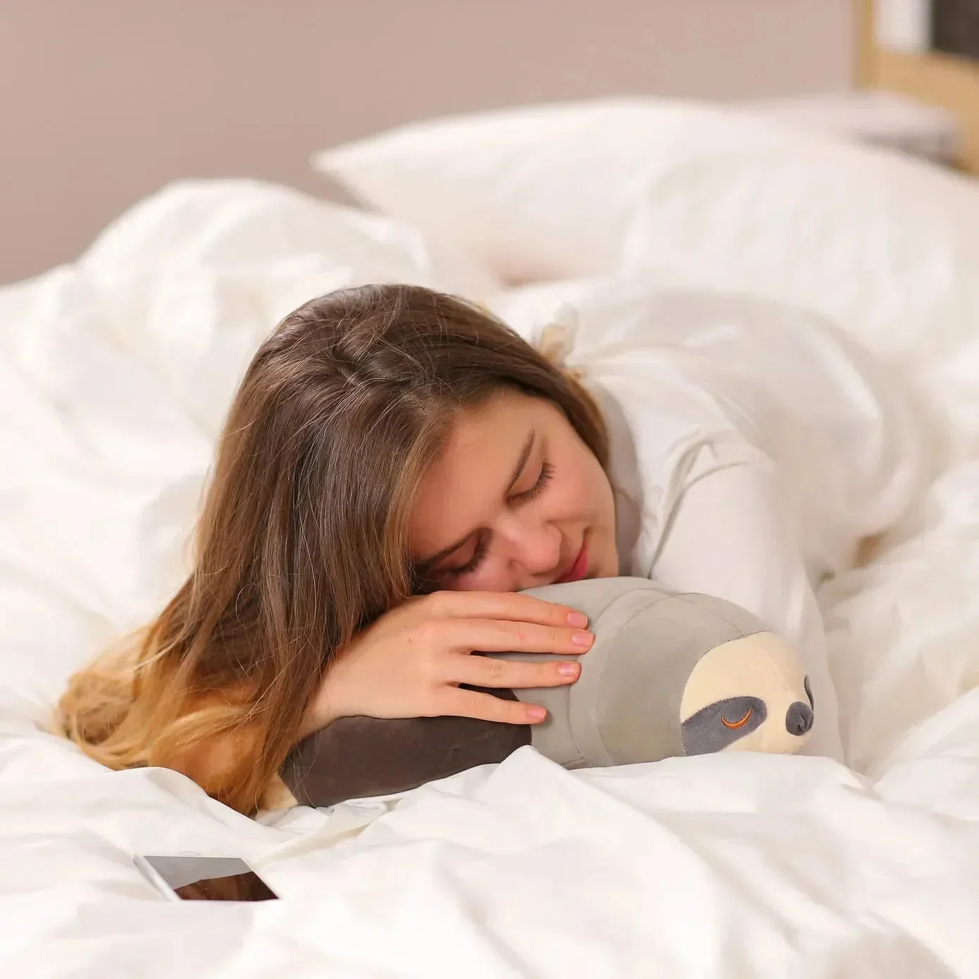 Sleepy Sloth Plush Toy - Image 2
