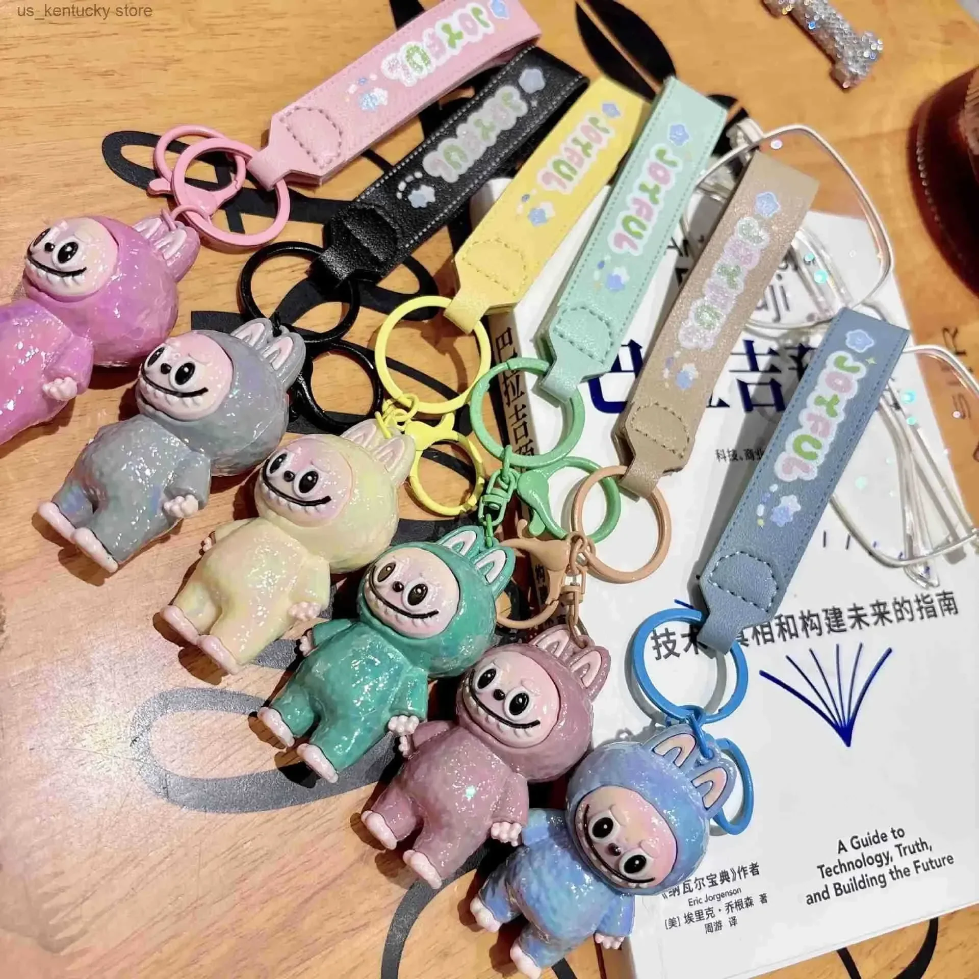 Labuboo Glossy Vibe 3D Keychain - Image 2