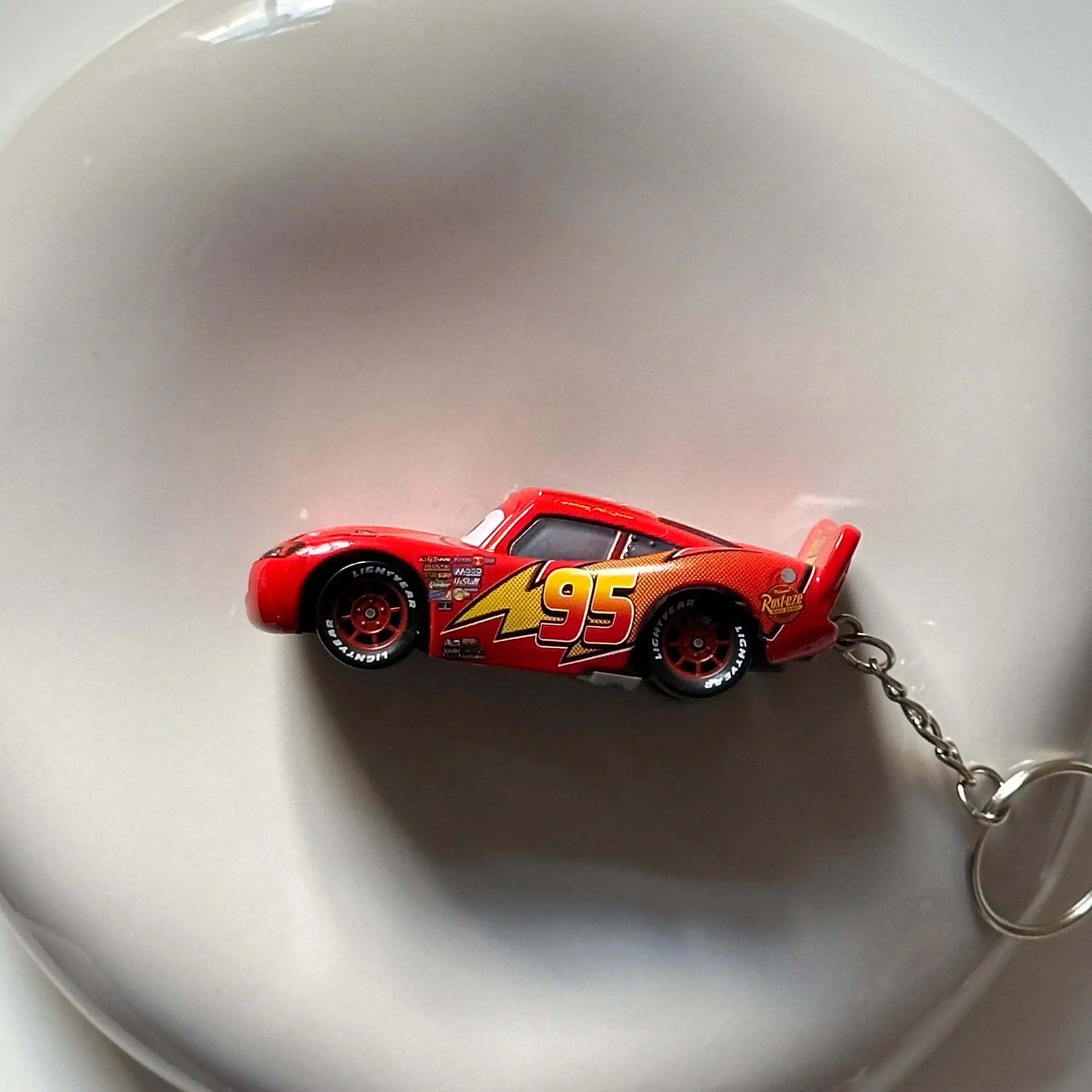 Lightning McQueen Metal Car Keychain - Image 2