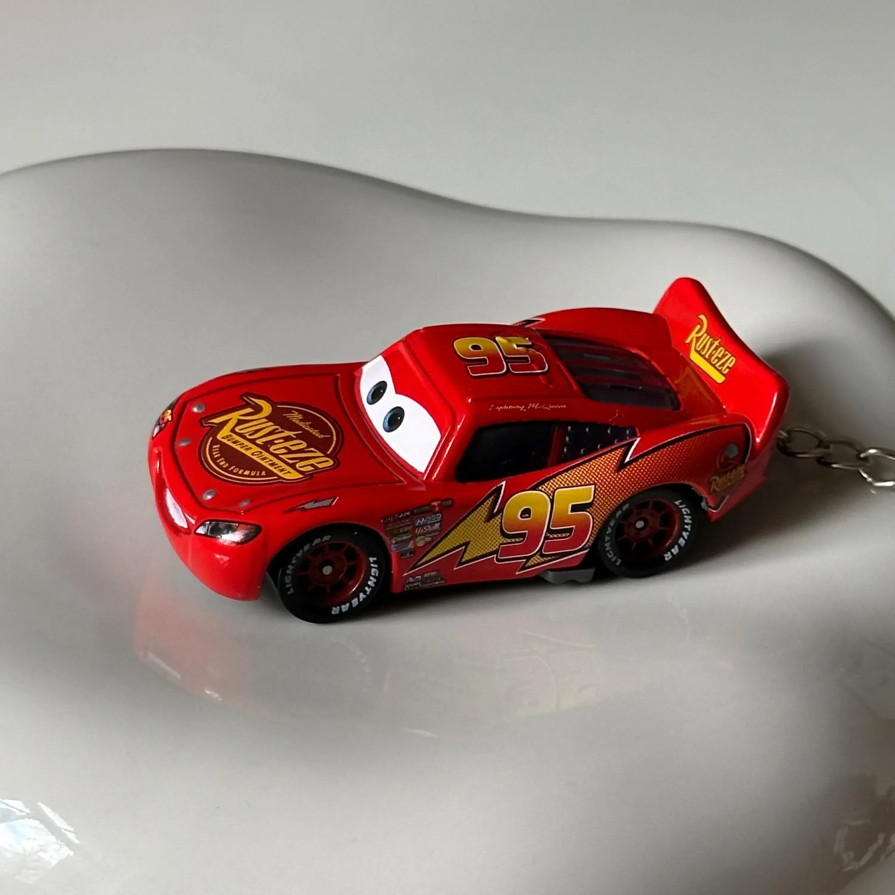 Lightning McQueen Metal Car Keychain - Image 5
