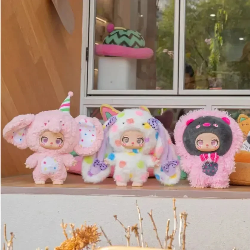 Liila's Zoo 600% Cat Mystery Box - Image 2