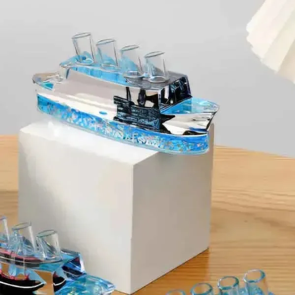 Liquid Motion Floating Oil Glass Pen Holder - Image 6