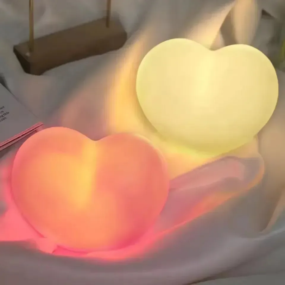 Love Spark 3D Heart Night Light - Image 4