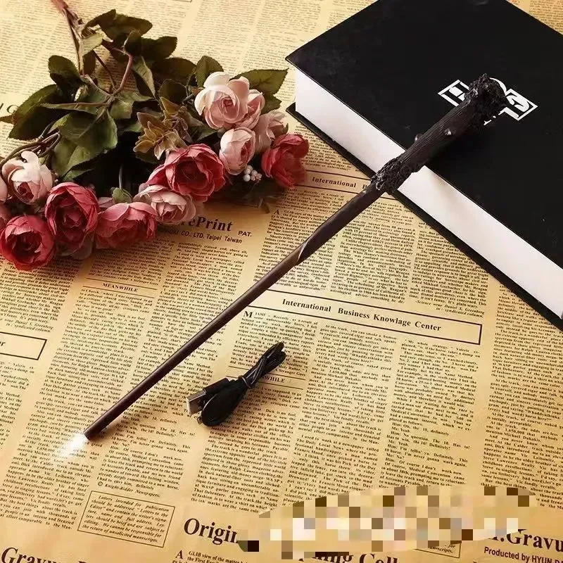 Lumos Maxima Light Up Wand - Image 11