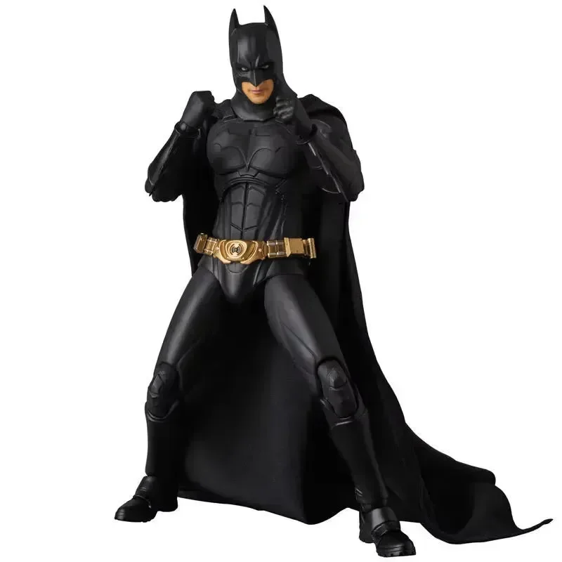 MAFEX No.049 Dark Knight Batman Action Figure - Image 5