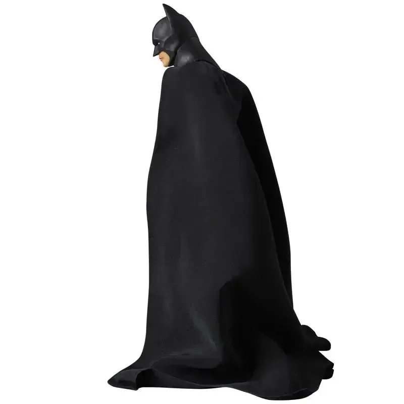 MAFEX No.049 Dark Knight Batman Action Figure - Image 9