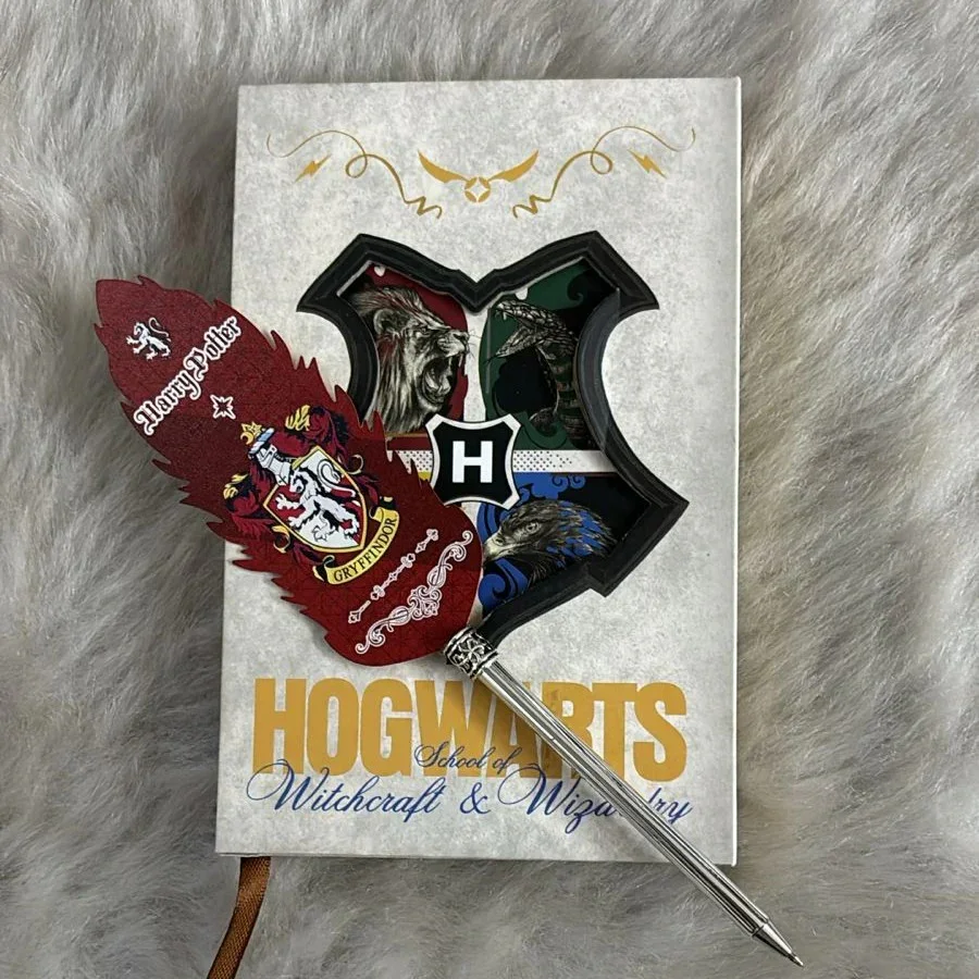 Magical School Premium Feather Pen - Image 2