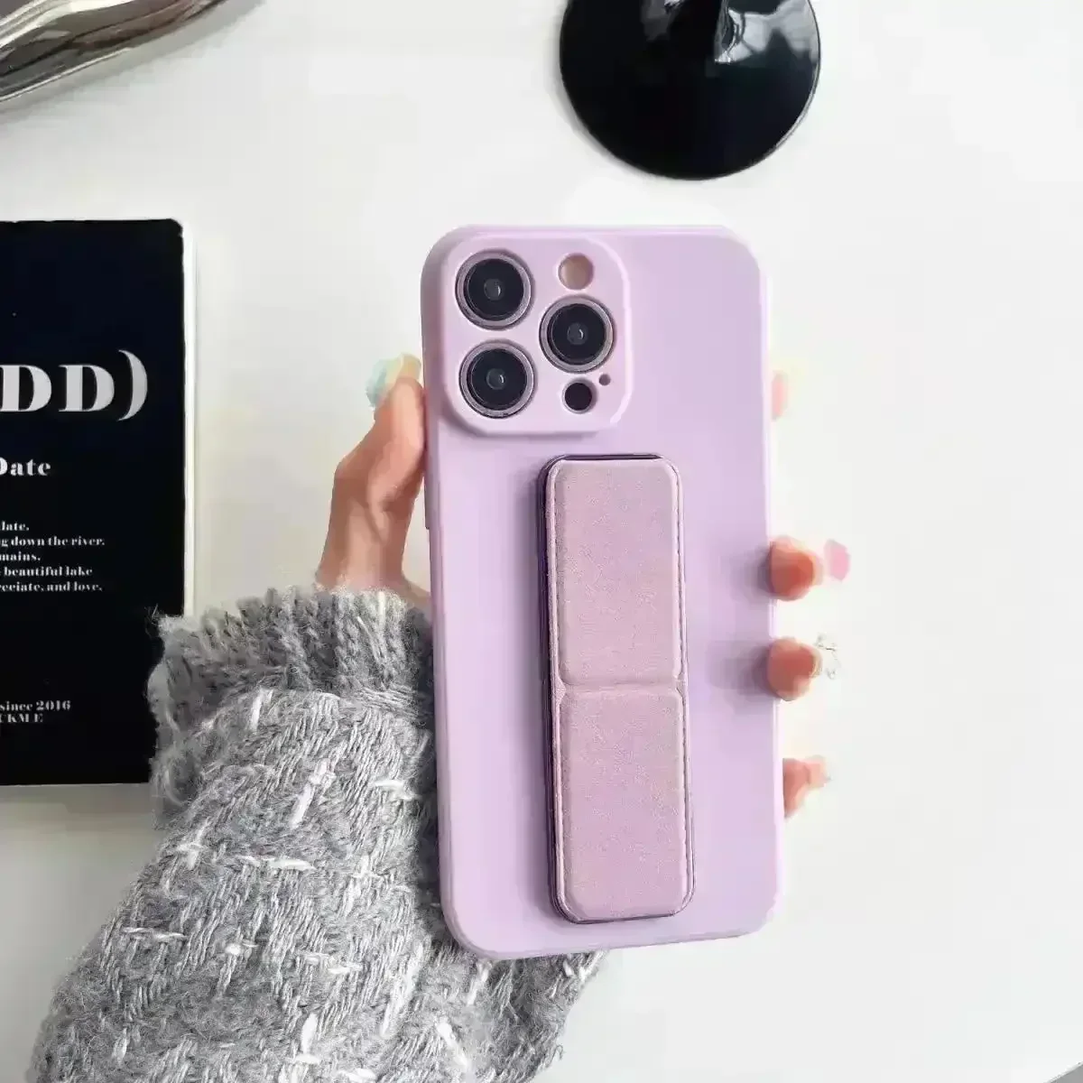 Magnetic Stand Silicon Case (For iPhones) - Image 5