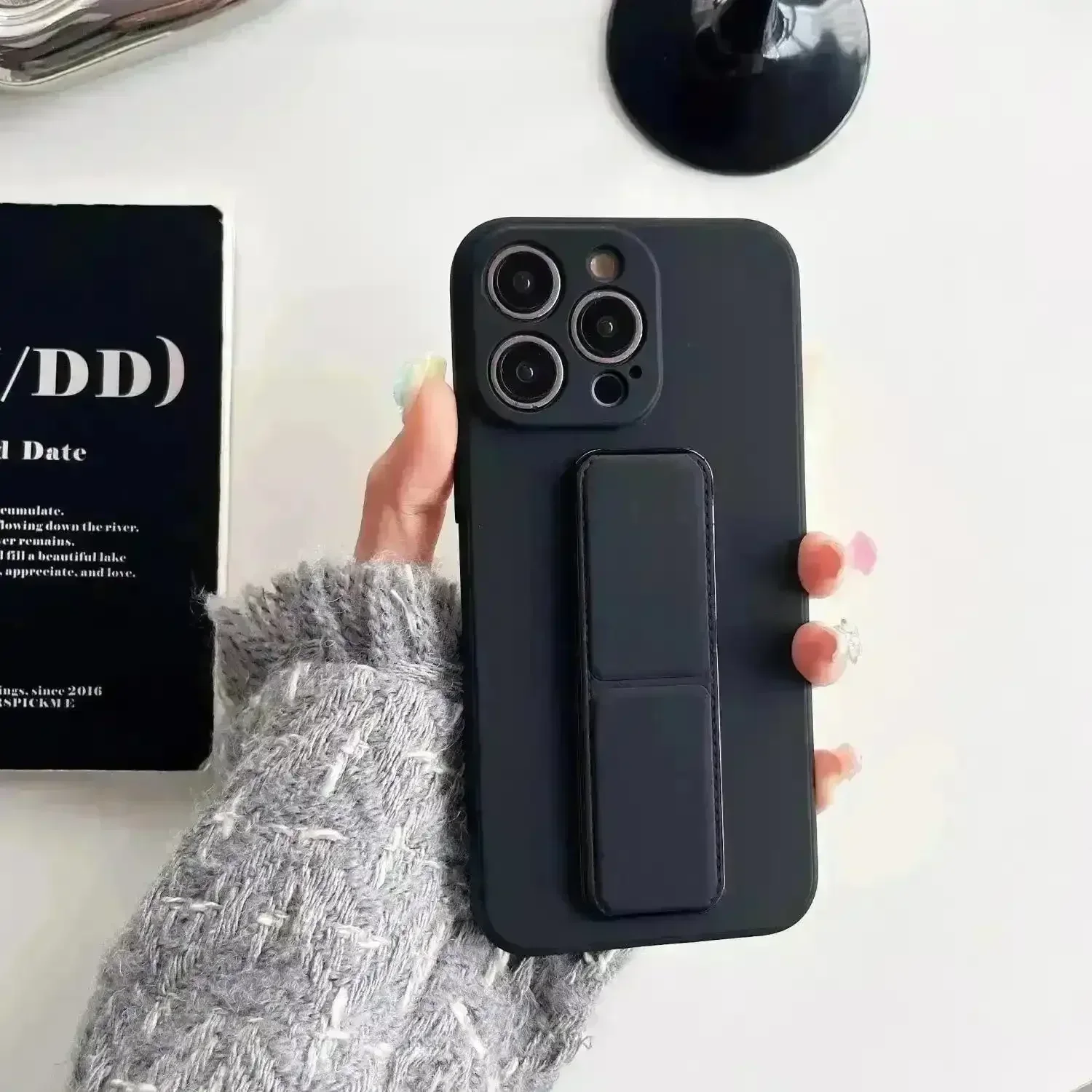 Magnetic Stand Silicon Case (For iPhones) - Image 6