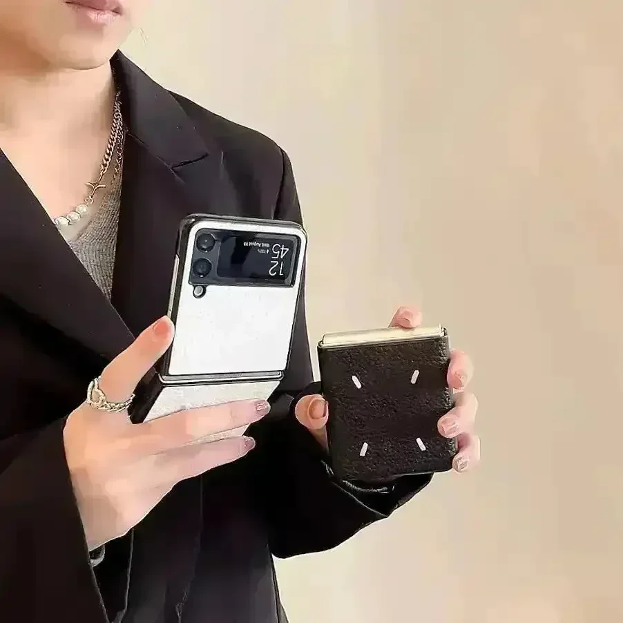 Maison Margiela Minimalist Case Z Fold and Z Flip - Image 3