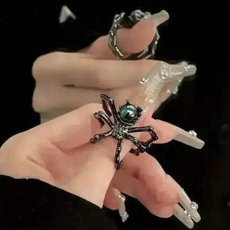 Majestic Spider Pearl Ring - Image 4