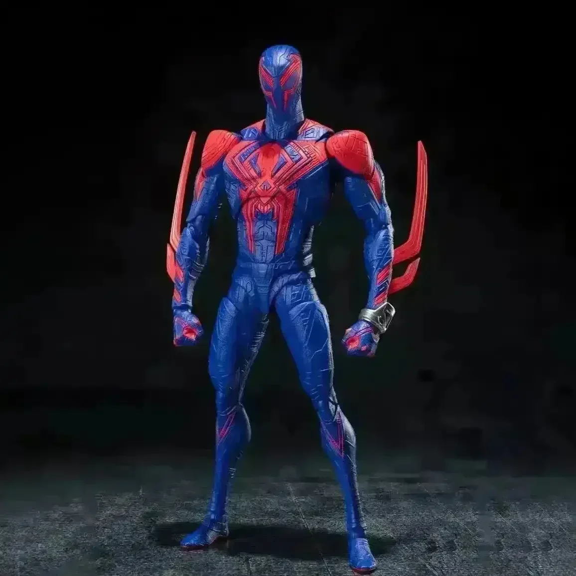 MRVL Spiderman Characters Action Figurine (15 cm) - Image 5