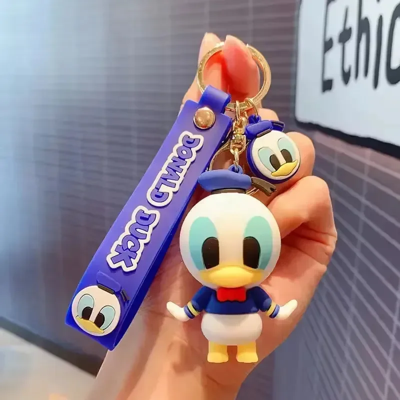 Mickey Clubhouse Crew 3D Keychain - Image 5