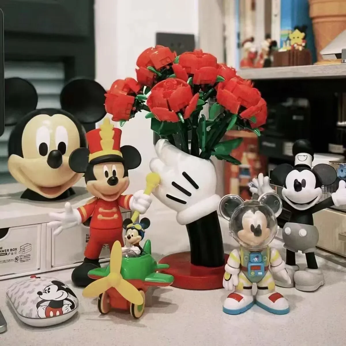 Mickey Pants & Hand Organiser - Image 2