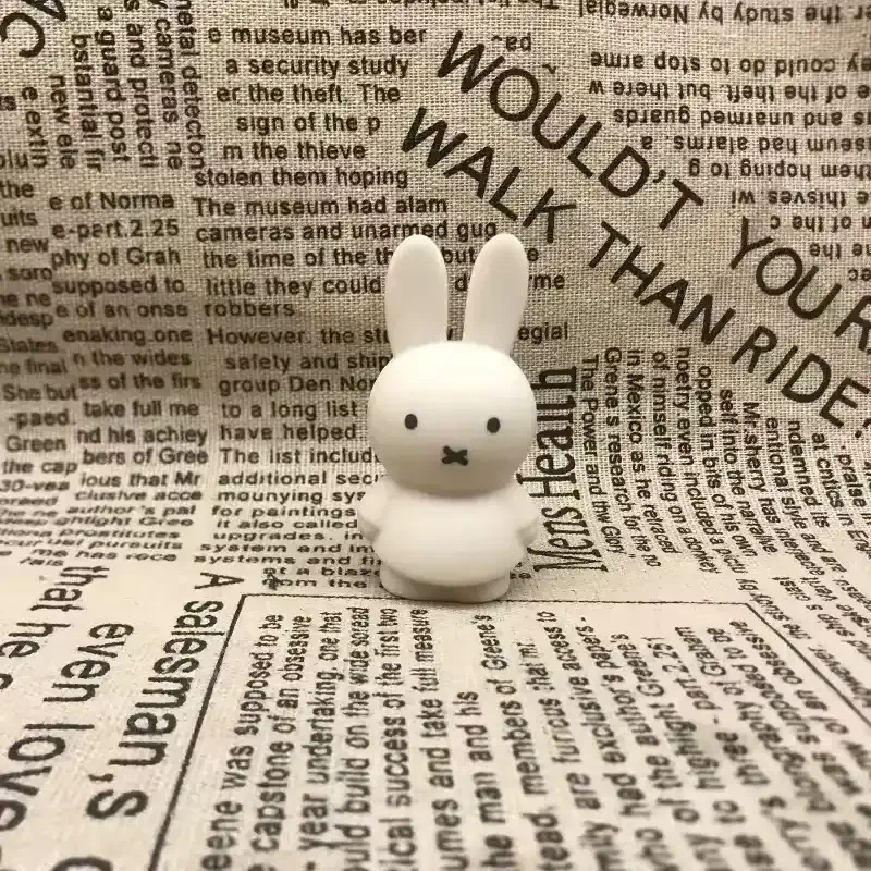 Miffy Bookish Charm 3D Keychain - Image 9