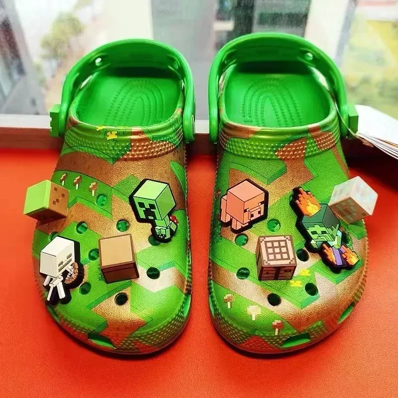 Minecraft Comfort Classic Pixel Clogs - Image 3
