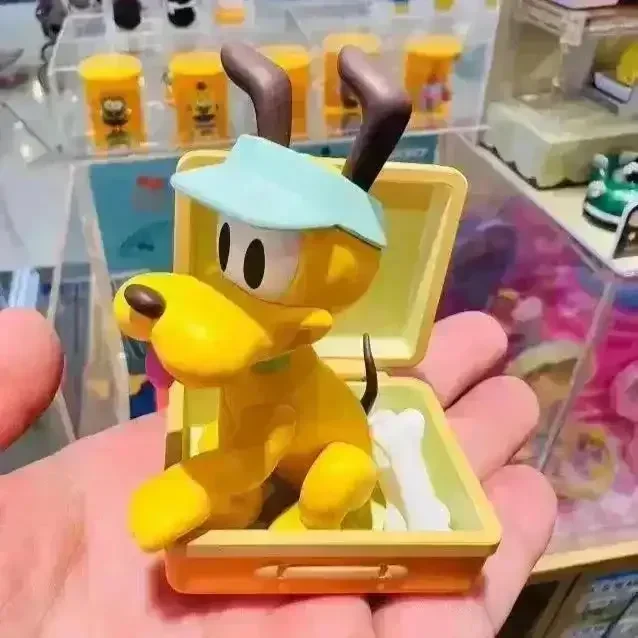 MINISO DSNY Series Travel Themed Blind Box - Image 8