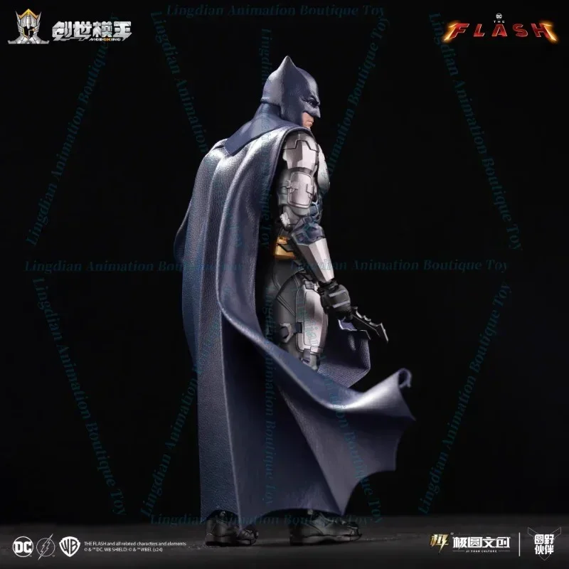 Modoking Batman Battle Pack Action Figure - Image 7