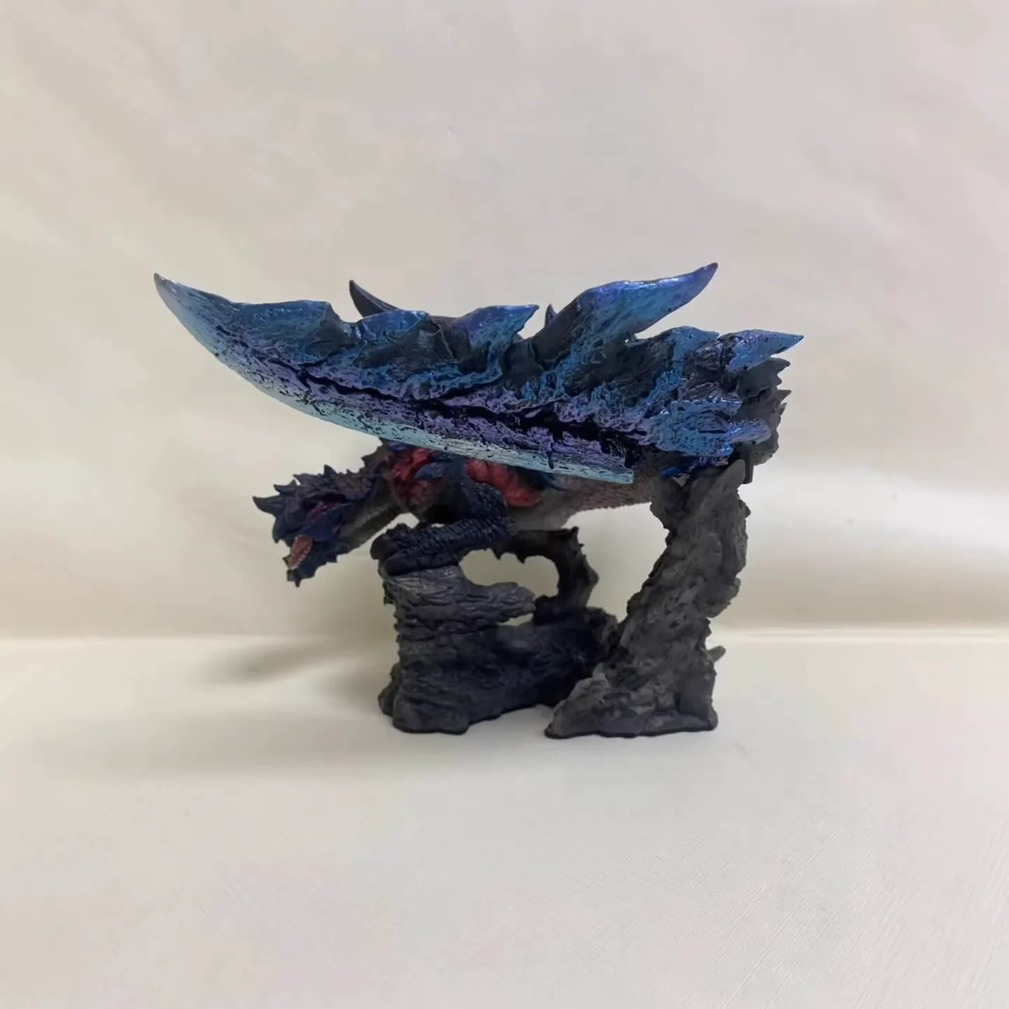 Monster Hunter Dinovalde Figure (17 cm) - Image 3