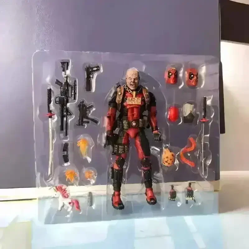 NECA Deadpool Super Deluxe Edition Action Figure (20 cm) - Image 3