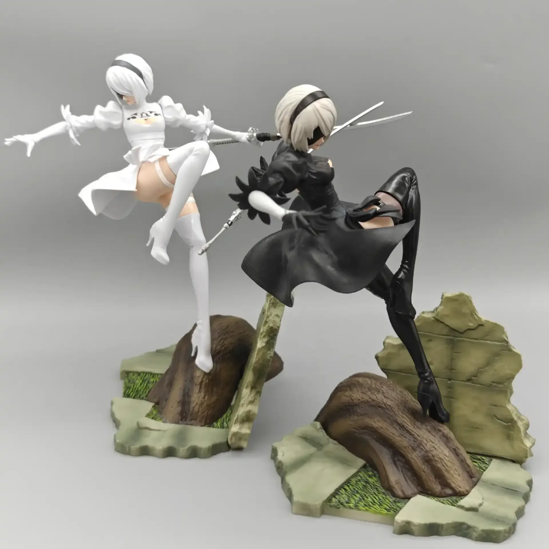 Nier Automata YoRHa Figurines (24 cm) - Image 3