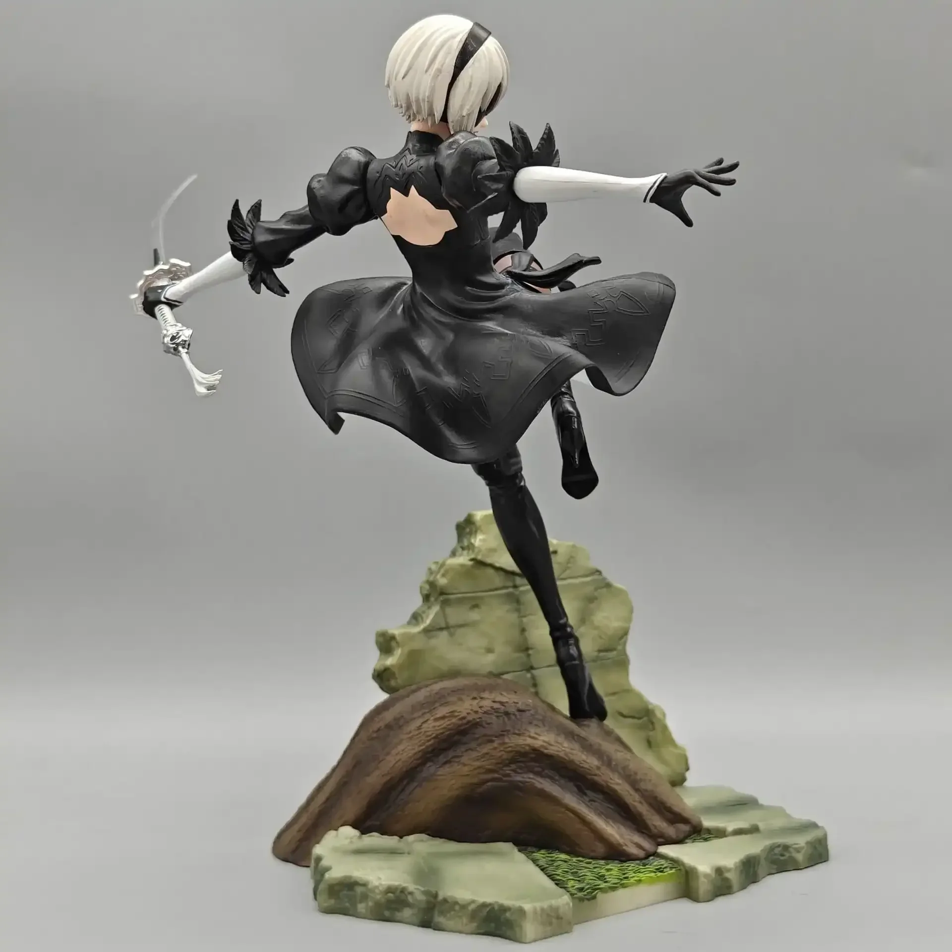 Nier Automata YoRHa Figurines (24 cm) - Image 4