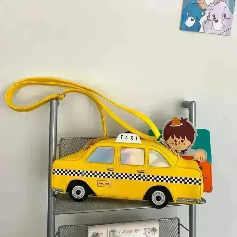 NYC Cab Shaped Handbag - Image 9