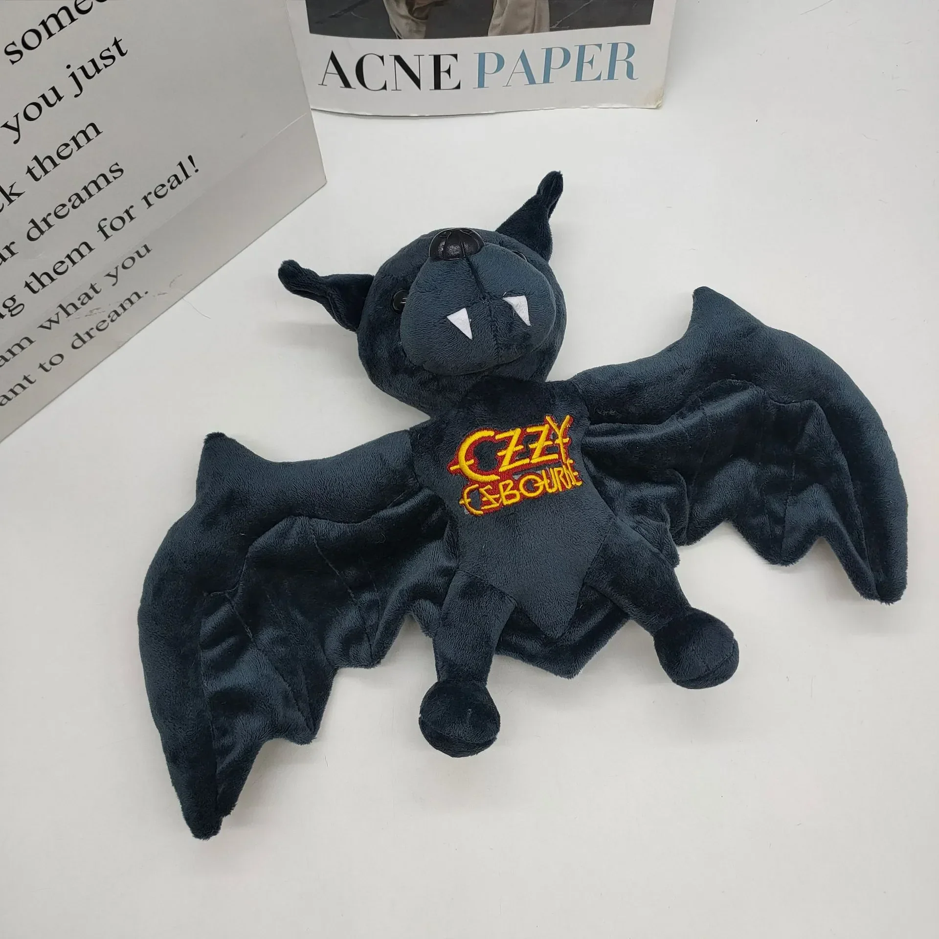 Ozzy Osbourne Bat-Biting Plush (25 cm) - Image 12