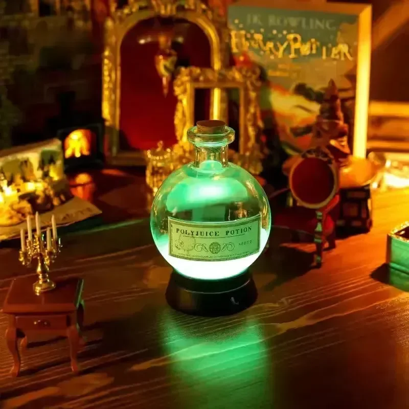 Polyjuice Potion Bottle Night Lamp - Image 3