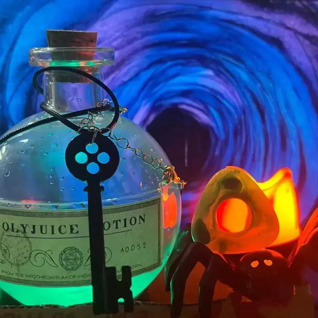 Polyjuice Potion Bottle Night Lamp - Image 8