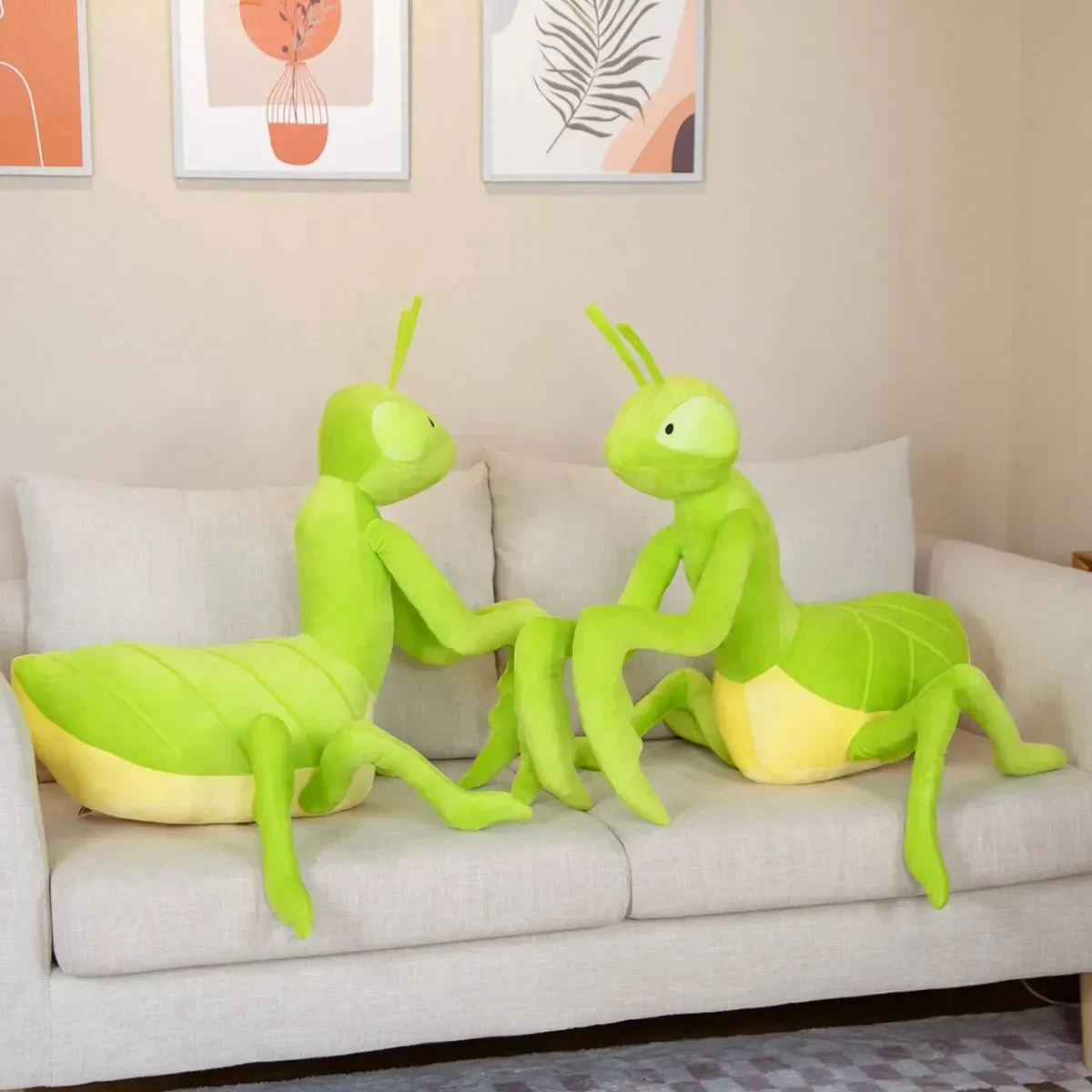 Mantis Majesty Plushie - Image 6