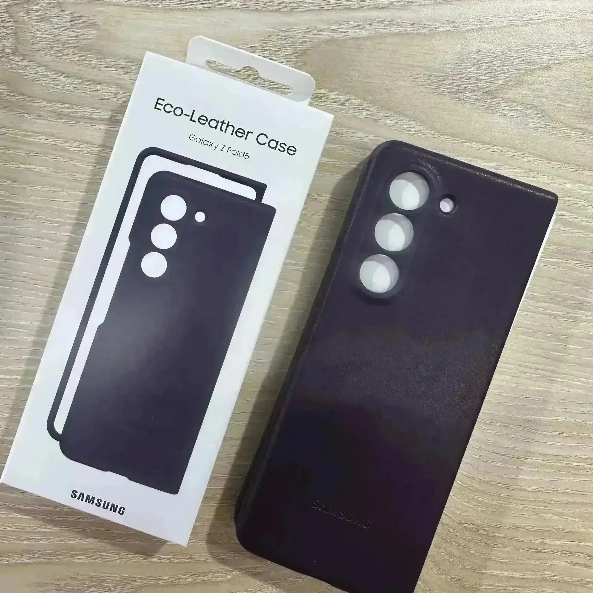 Premium Leather Cover For Samsung Z Fold and Z Flip - Image 3