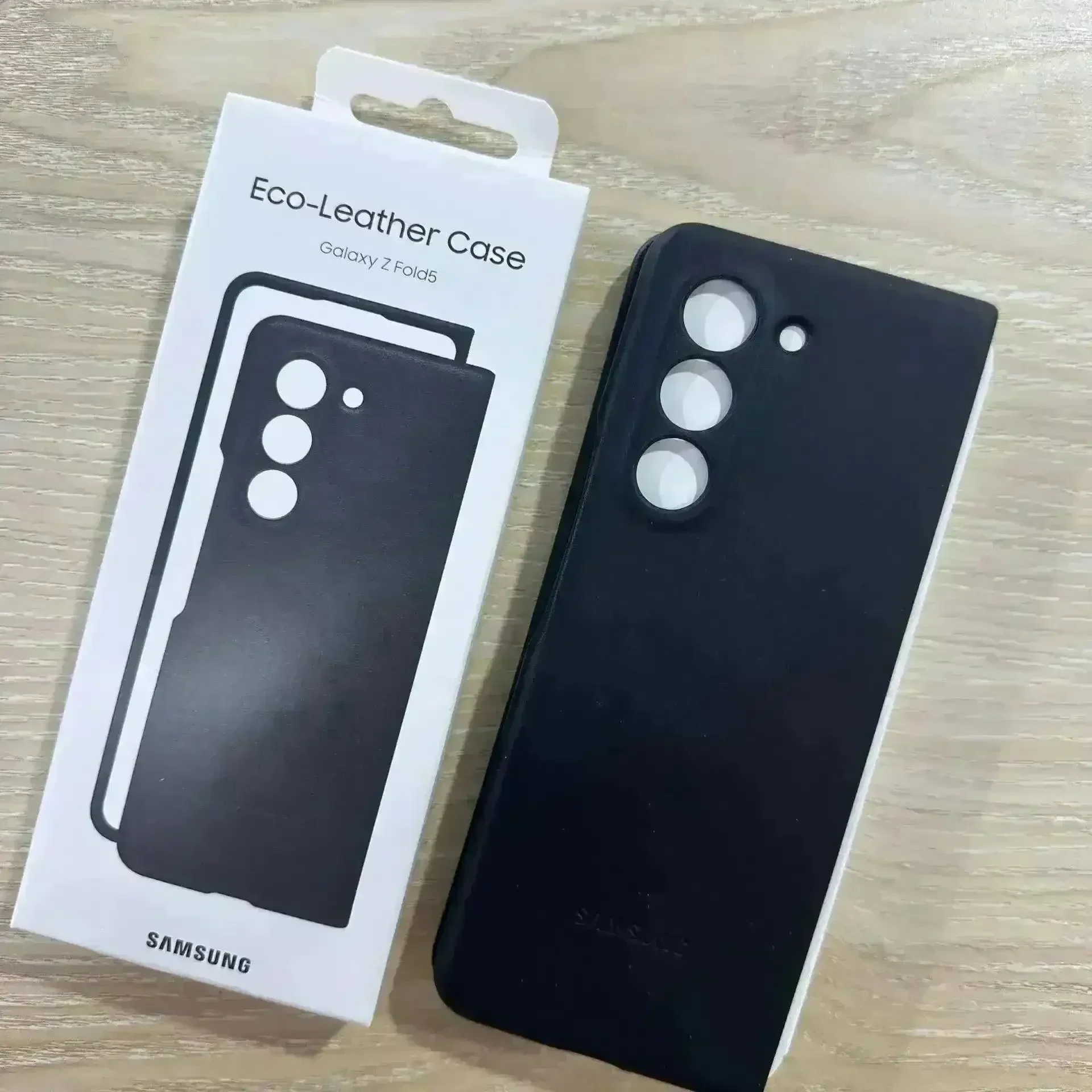 Premium Leather Cover For Samsung Z Fold and Z Flip - Image 4
