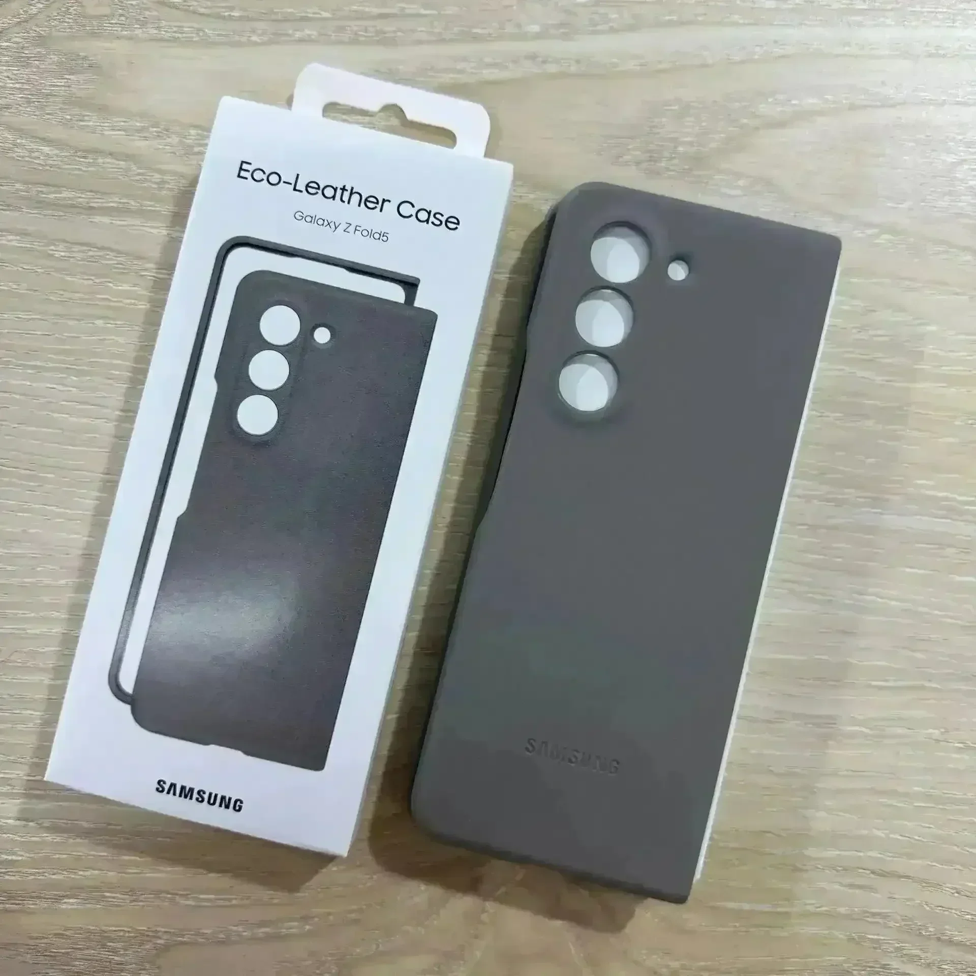 Premium Leather Cover For Samsung Z Fold and Z Flip - Image 6