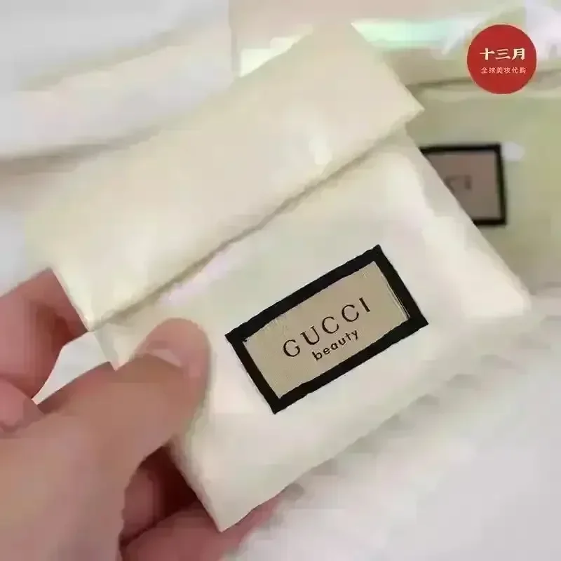 Premium Luxury Heart Shaped Mini Mirror - Image 3