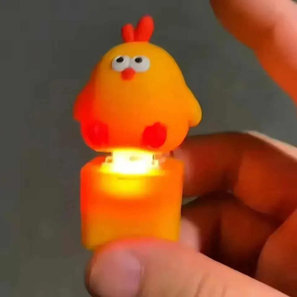 Press & Play Pals Sound & Light Keychain - Image 3