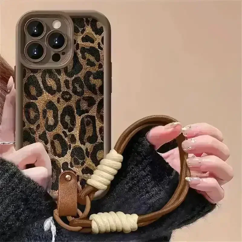Retro Leopard Print Phone Case (For iPhones)