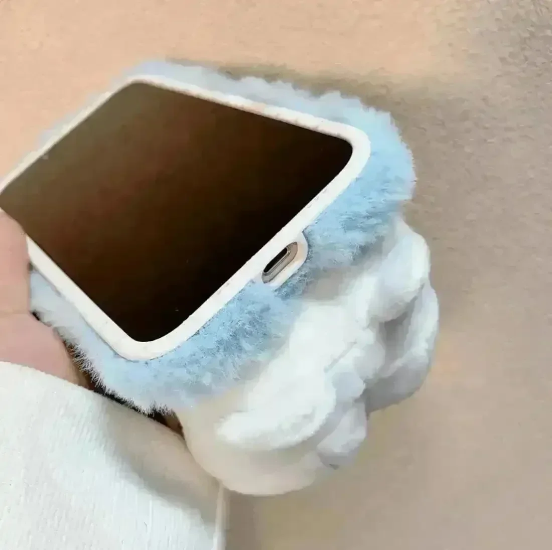 Sanliou Pochacco Spin the Tail Case (For iPhones) - Image 6